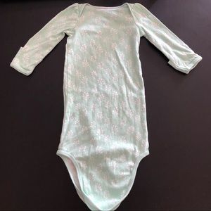 5/$25 Cloud Island Knotted Gown Size NB